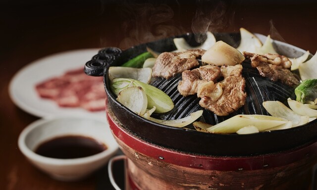 ジンギスカン ひげのうし 本店